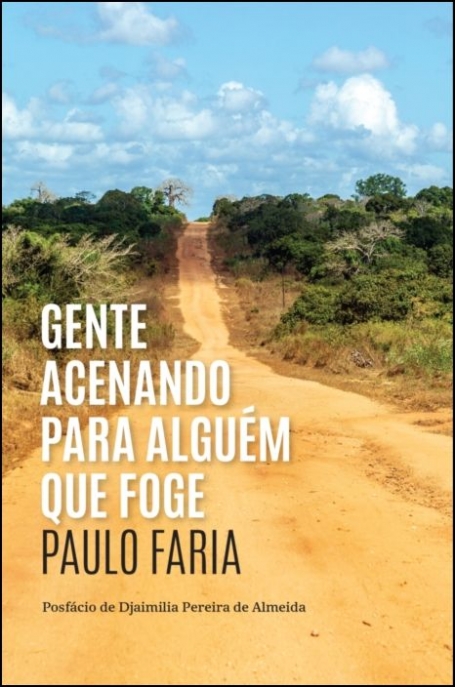 GENTE ACENANDO PARA ALGUEM QUE FOGE