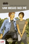 UM BEIJO NO PE