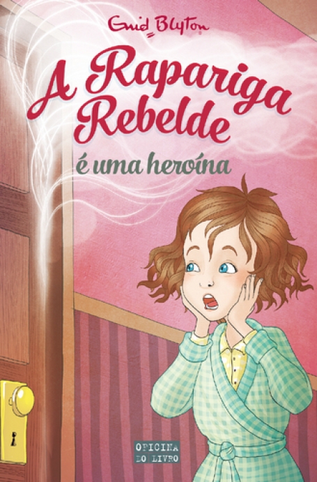 RAPARIGA REBELDE E UMA HEROINA