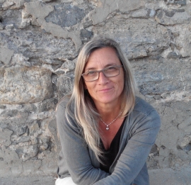 ANA CRISTINA LUZ